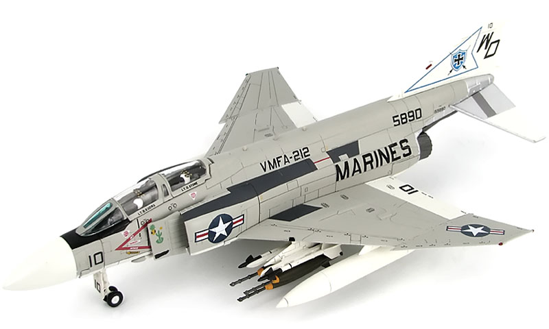 ホビーマスターMcDonnell Douglas F-4 Phantom II McDonnell Douglas F-4J Phantom II, USN VF-102 Diamondbacks
