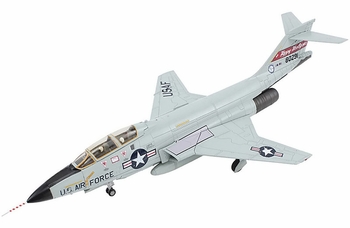F-101B Voodoo Model, USAF, 1975 - Hobby Master HA3717 - click to enlarge