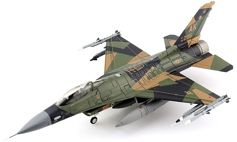 F-16C Fighting Falcon Model, 18th AGRS - Hobby Master HA38003