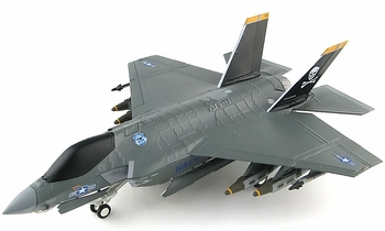 F-35C Lightning II Model, USN Pole Test - Hobby Master HA6203 - click to enlarge