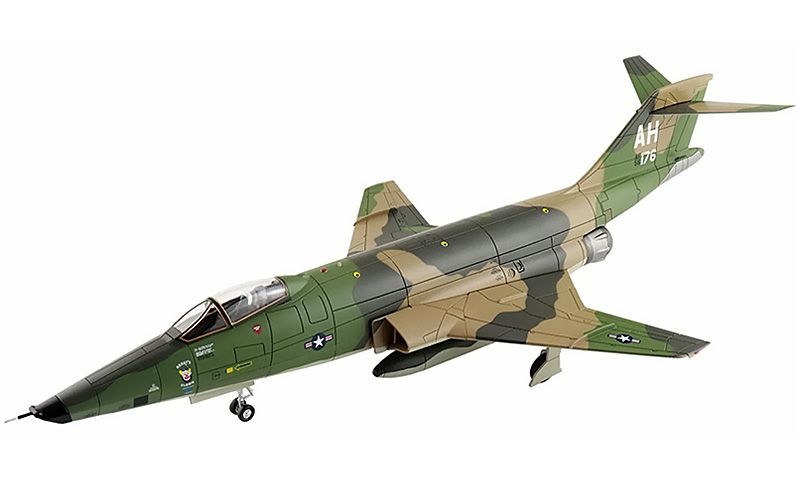 RF-101C Voodoo Model, 45th TRS - Hobby Master HA9351