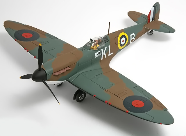 Spitfire Mk.I Model, RAF, “Kiwi”, Alan Deere - Corgi AA33904