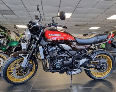 2022 Kawasaki Z900RS 50th Anniversary Edition Overview and Specs