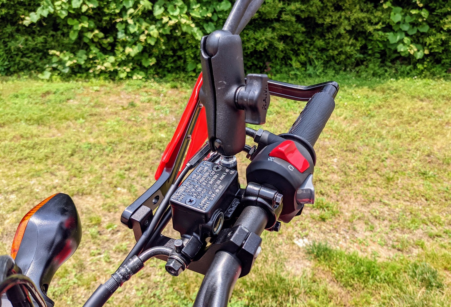 Zeta Adventure Armor Handguards