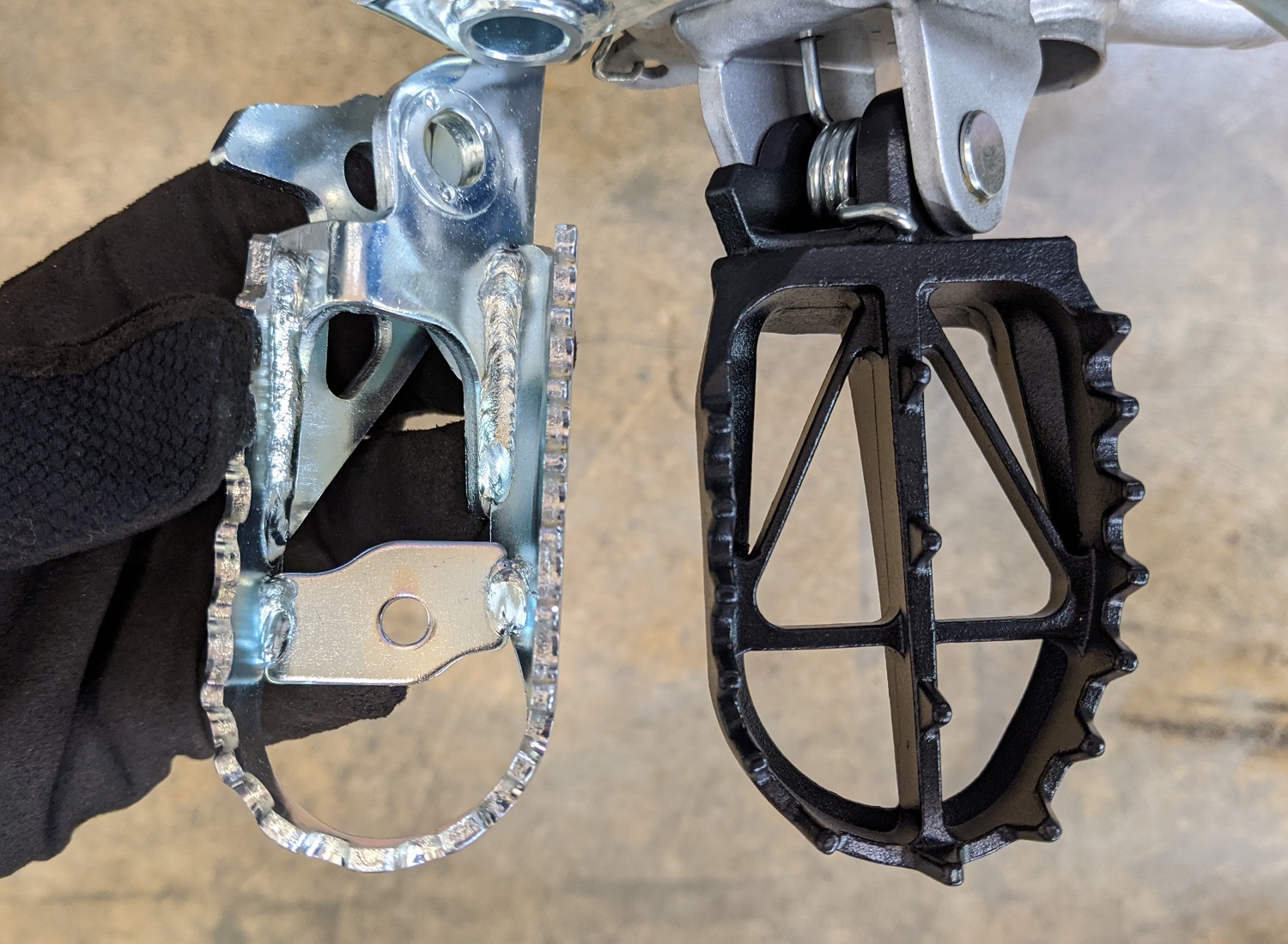 CRF450L CRF300L DRC / Zeta Ultra Wide Footpegs