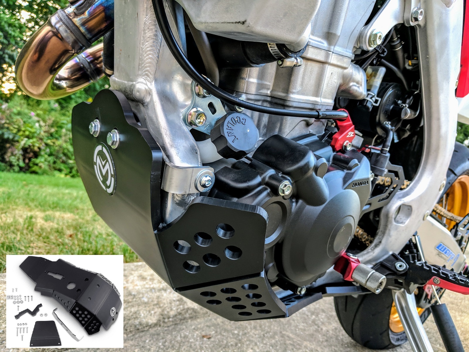 thumbnail image 2 of Moose Racing Aluminum Case Saver For Honda CRF250R (2010-17) & CRF450R (2009-16) – Natural Anodized 2 of 4
