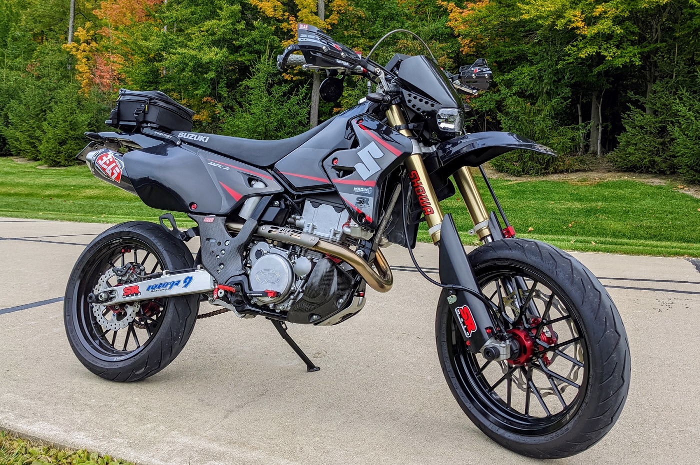 DRZ400SM DRZ400S Black / Gray / Red Graphics Kit