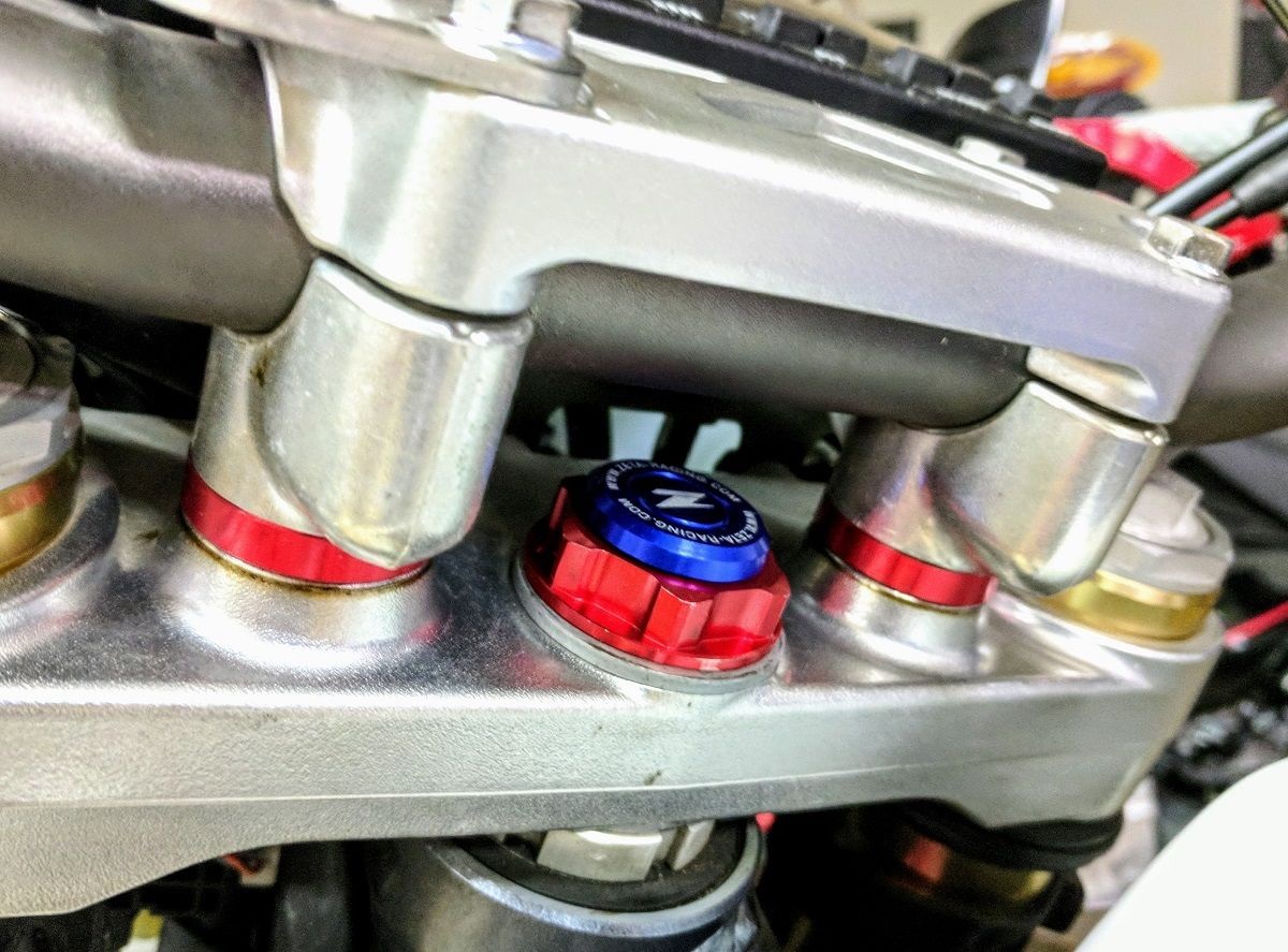 DRZ400SM DRZ400S Zeta Steering Stem Nut and Cap