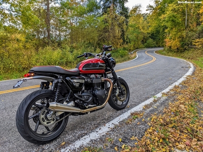 Triumph Speed Twin 1200 Project Bike by SRmoto 
