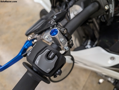 What mirror hole plugs fit the Suzuki DRZ4S DRZ4SM DRZ400S and DRZ400SM  ?