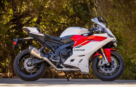 Yoshimura Race AT2 Full Exhaust System - Yamaha R9 2025