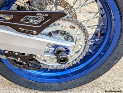 Zeta Axle Blocks Blue - Suzuki DRZ4S DRZ4SM DRZ400SM