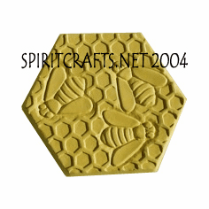 BEE STEPPING STONE CONCRETE MOLD (15.5" DIA)