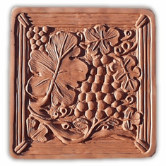 GRAPEVINE CONCRETE STEPPING STONE MOLD (15" DIA)