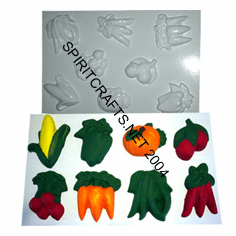 LARGE VEGETABLE MAGNETS PLASTER MOLD (8 on 1)