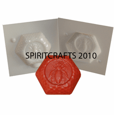 QUEEN BEE SOAP MOLD (2 SIDED, 3" DIA, 4 oz)