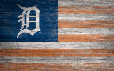 Detroit Tigers Distressed Flag Sign - 11x19