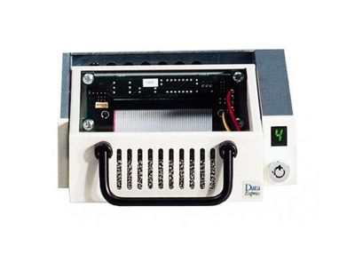 DE100I-RA100 Kingston 525" Ultra ATA/100 frame