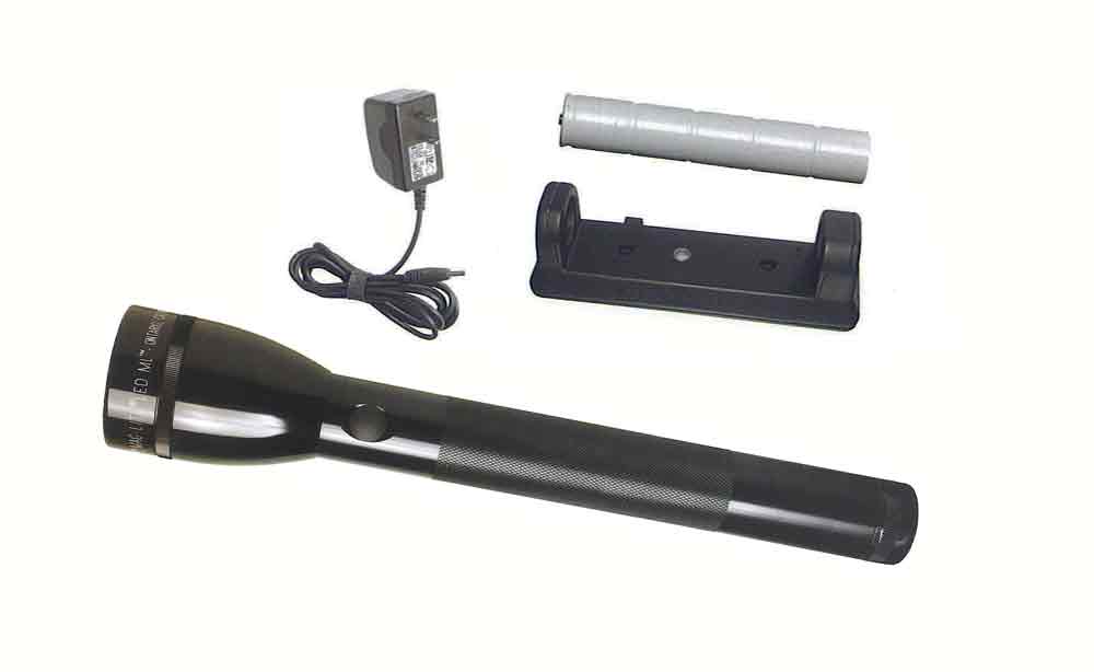 MAG-LITE Rechargeable Adjustable LED Flashlight - Black - ML125