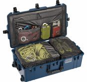 マユ Pelican 1615 Air Travel Case 1615TRVL from SWPS.com