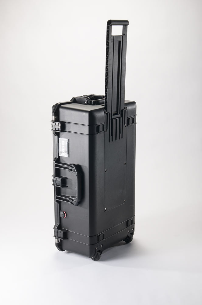 thumbnail image 2 of Pelican 1615 Air Case Trekking Green/Black – No Foam, With Wheels, Made In USA, Camera Gear 2 of 4