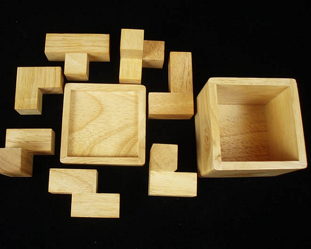 Soma Cube Craftsman Edition