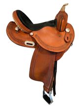 SOLD 2025/07/31 14 Inch Used Dakota Barrel Saddle 307
