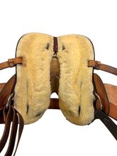 14 Inch Used Dakota Oakleaf Barrel Saddle 300