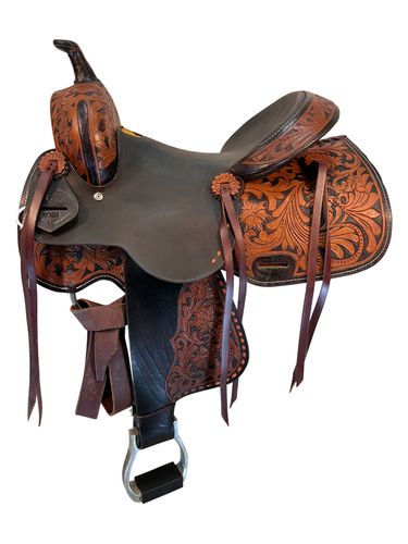 SOLD 2025/11/16 14 Inch Used Royal King Traverse Trail Saddle RK1024