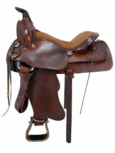 SOLD 2026/09/04 15.5Inch Used Action Company Trail Saddle Wide Tree 21541