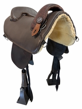 15.5Inch Used Bob Marshall Endurance Treeless Saddle Medium Tree 12375