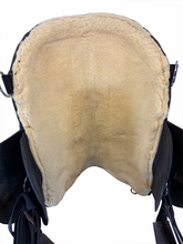 15.5Inch Used Bob Marshall Endurance Treeless Saddle Medium Tree 12375