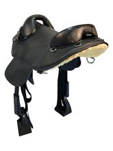 15.5Inch Used Bob Marshall Treeless Endurance Saddle