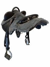 15.5Inch Used Collin Dangaarde Bareback Endurance Saddle Wide Tree