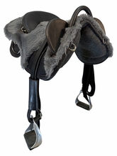15.5Inch Used Collin Dangaarde Bareback Endurance Saddle Wide Tree