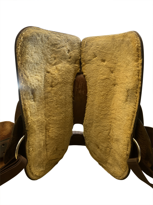 15.5Inch Used Crates Arabian Trail Saddle 2398 *Free Shipping*