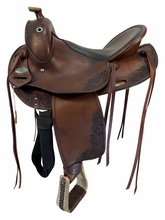 15.5Inch Used DP Saddlery Trail Saddle Adjustable Tree 1805