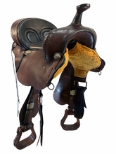 SOLD 2026/07/09j  15.5Inch Used Hedgepath Trail Saddle Medium Tree