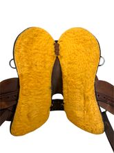 SOLD 2025/10/30 15.5Inch Used Royal King Triumph Gaited Trail Saddle RK9335