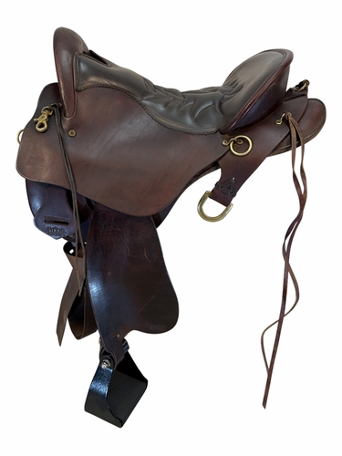 SOLD 2026/08/06j  15.5Inch Used Tucker Endurance Saddle Wide Tree 159