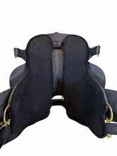 15.5Inch Used Tucker Heritage Endurance Saddle Medium Tree 359