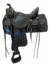 SOLD 2026/08/19j 15.5Inch Used Tucker Old West Trail Saddle Wide Tree 277
