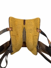 15 Inch Used Alamo Barrel Saddle Medium Tree 1235