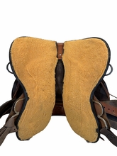 SOLD 2026/08/25j  15 Inch Used Circle Y Alpine Trail Saddle Medium Flex2 Tree 2377