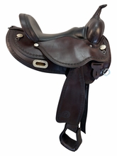 16 Inch Used Circle Y Oasis Arabian Trail Saddle Medium Flex2 Tree 1562