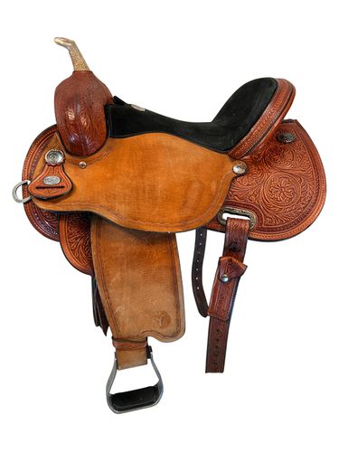 SOLD 2025/10/08  15 Inch Used Circle Y Lockhart Dynamo Barrel Saddle 1545
