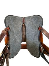 SOLD 2025/10/08  15 Inch Used Circle Y Lockhart Dynamo Barrel Saddle 1545