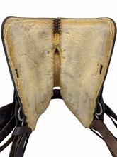 SOLD 2026/08/03 15 Inch Used Circle Y Trail Saddle Medium Tree 3634