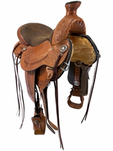 SOLD 2026/08/07 15 Inch Used Circle Y Walnut Grove Trail Saddle Wide Flex Tree 1157