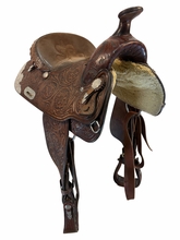 SOLD 2026/07/10 15 Inch Used Crates Arabian Show saddle Medium Tree 2394